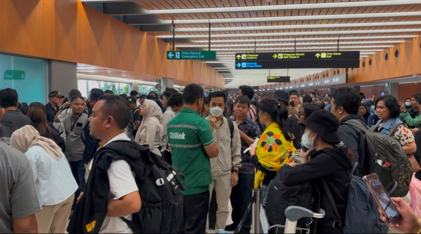 cerita-penumpang-batal-terbang-dari-bandara-soetta-ke-pekanbaru-imbas-erupsi-gunung-anak-krakatau-bks