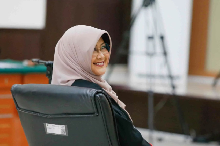 dokter-tifa-tegaskan-dukung-prabowo-tolak-kekuasaan-masa-lalu-kendalikan-indonesia-gww