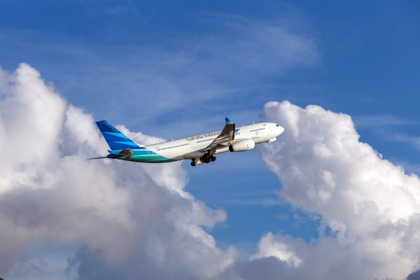 garuda-indonesia-batalkan-penerbangan-ke-jakarta-bandung-dan-lampung-hingga-senin-malam-qec