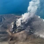 gunung-anak-krakatau-kembali-erupsi-terekam-28-detik-eqk