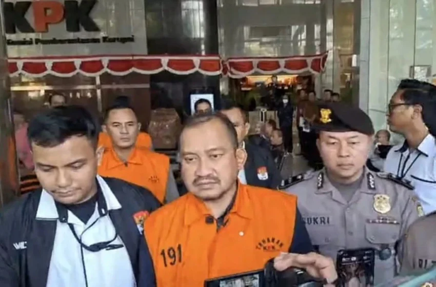 kpk-dalami-peran-istri-bupati-pemalang-anom-widiyantoro-toi