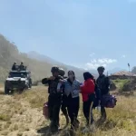 pangkoops-tni-habema-evakuasi-istri-aris-sanda-korban-kekejaman-kkb-dari-mbua-bhr