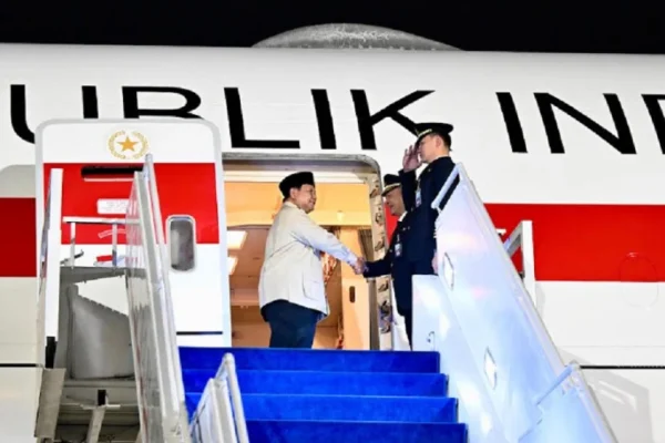 prabowo-tiba-di-tanah-air-usai-hadiri-ktt-brics-2026-di-india-yyi